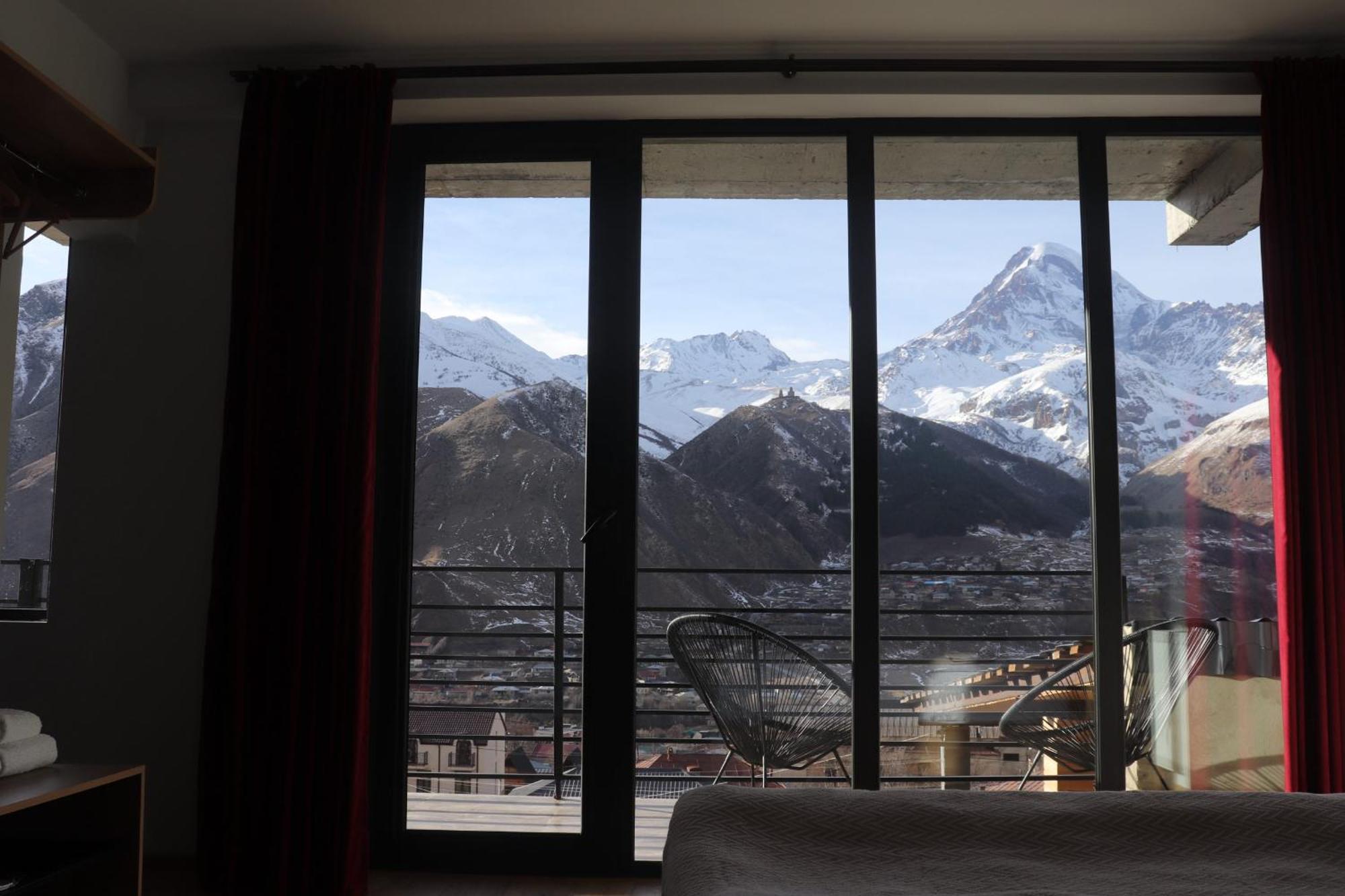 Rooftop Kazbegi 외부 사진