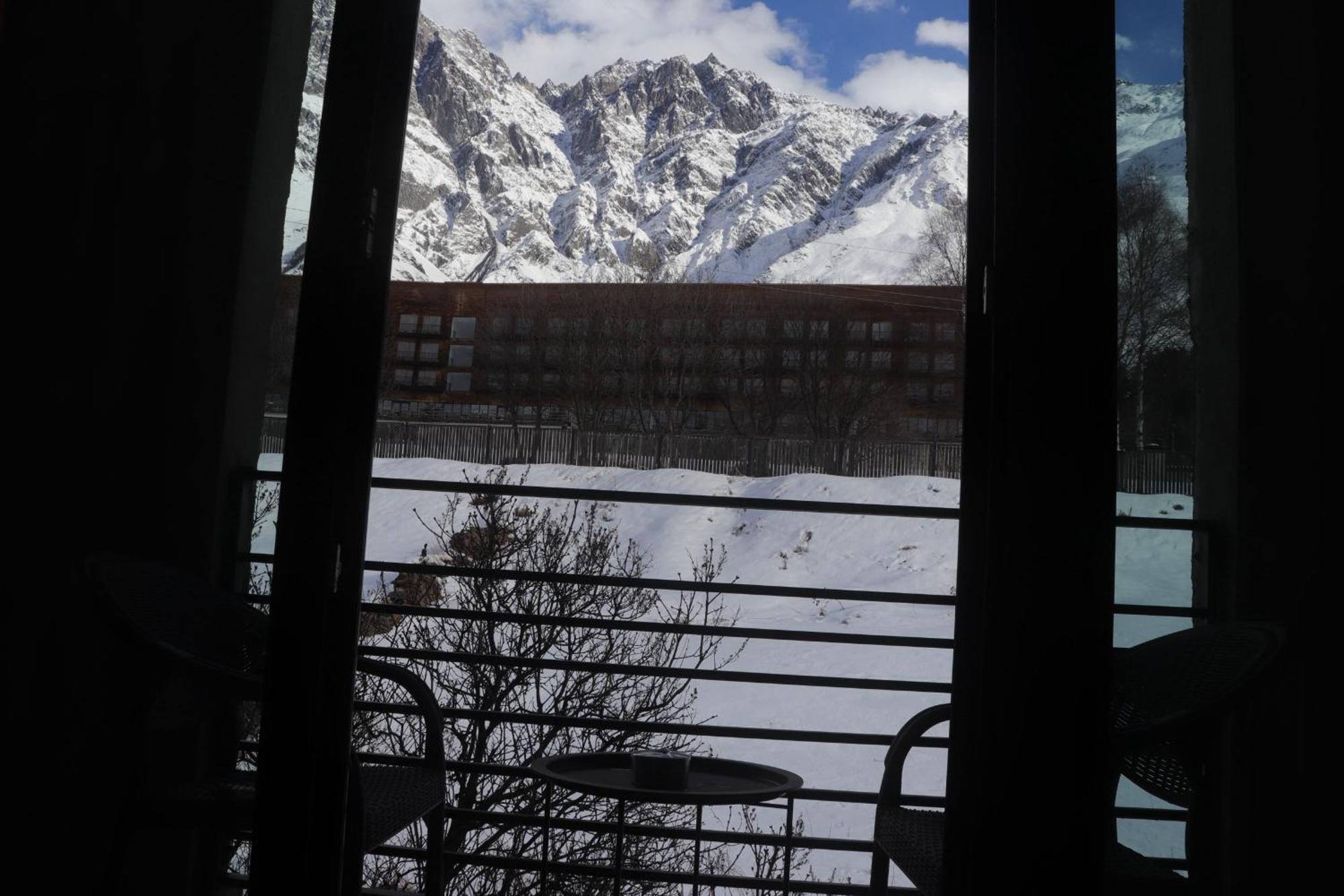 Rooftop Kazbegi 외부 사진